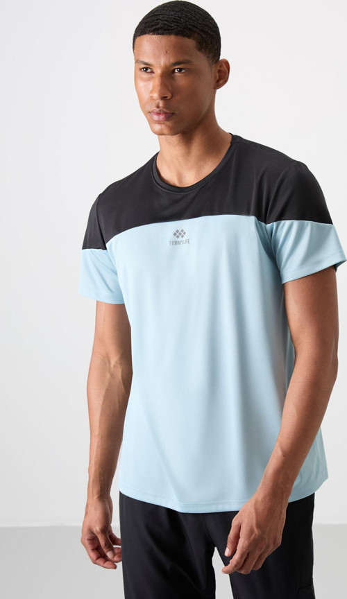 Açık Mavi Polyester Nefes Alan Dokulu İnce Esnek Standart Fit Erkek Performans T-Shirt - 88386