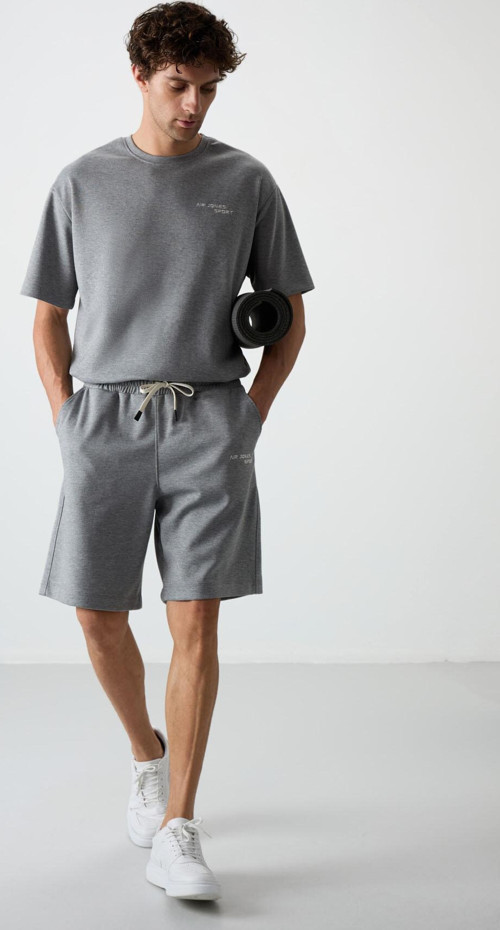 Gri Melanj Pamuklu Kalın Yumuşak Dokulu Oversize Fit Nakışlı Erkek Şort Takım - 85250