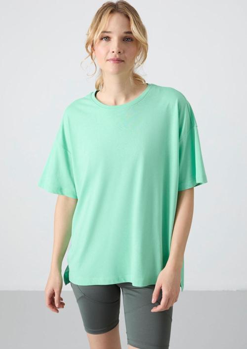 Su Yeşili Penye Modal Yumuşak Tuşeli Oversize Fit Basic Kadın T-Shirt- 97285