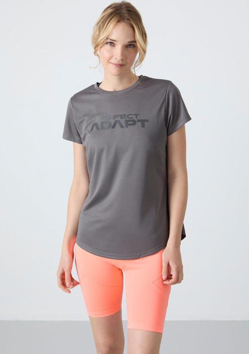 Koyu Gri Polyester Nefes Alan Dokulu İnce Esnek Standart Fit Performans Kadın T-Shirt - 97283