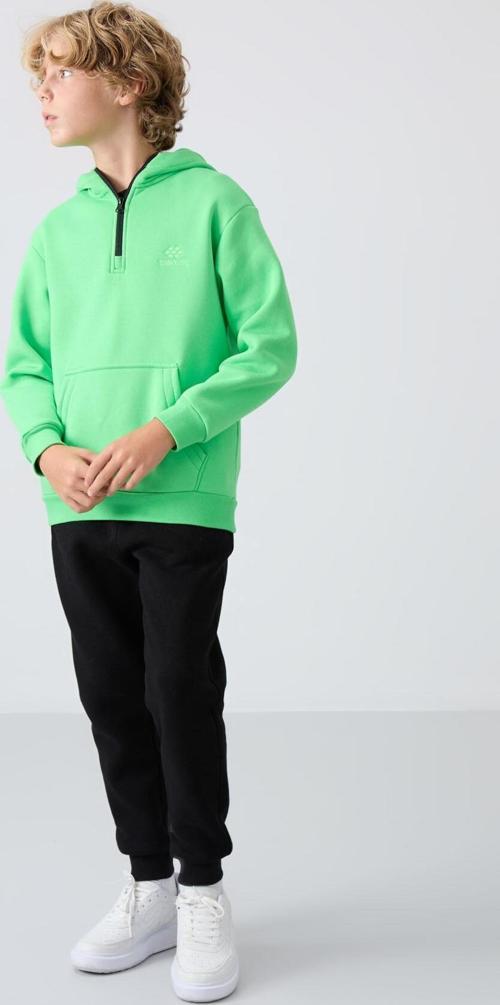 Siyah Pamuklu Kalın İçi Tüylü Yumuşak Dokulu Standart Fit Nakışlı Erkek Çocuk Eşofman Alt - 11224