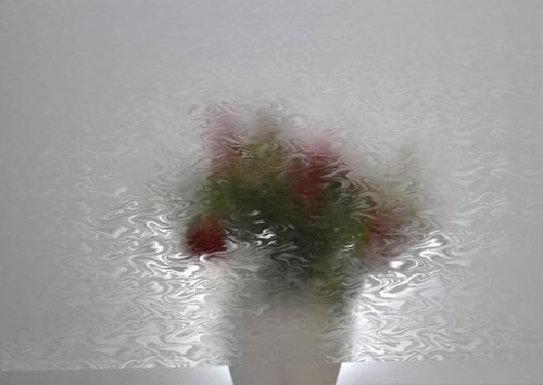 200-2590 Dalgalı Desen Yapışkanlı Cam Folyo