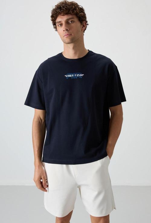 Lacivert Pamuklu Kalın Yüzeyi Dokulu Oversize Fit  Baskılı Erkek T-Shirt - 88372