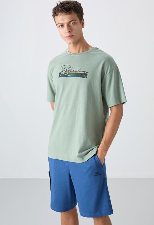 Açık Yeşil Pamuklu Kalın Yumuşak Dokulu Oversize Fit Baskılı Erkek T-Shirt - 88334