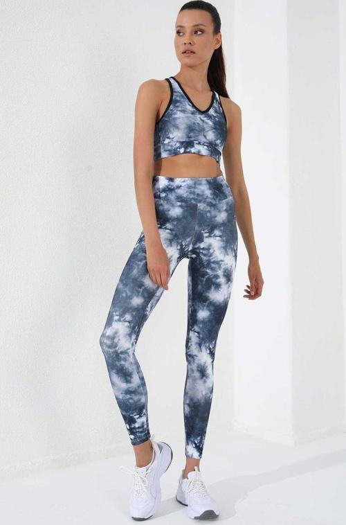 Mor Karışık Batik Desenli Slim Fit V Yaka Kadın Tayt Takım - 95291
