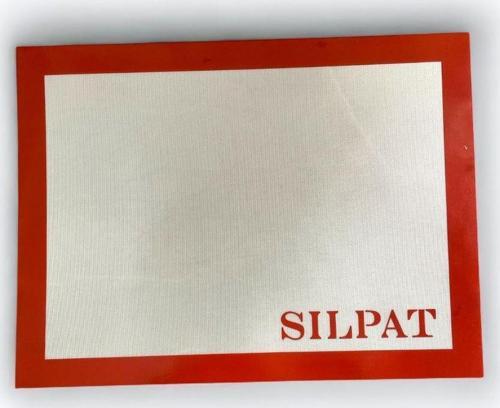 Kendiliğinden Yağlı silikon Pişirme Matı SİLPAT 30*40cm