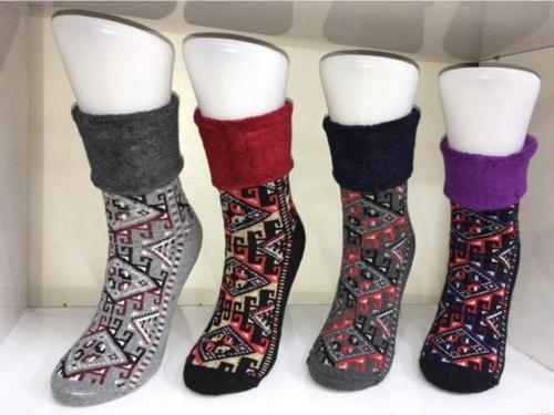 Kışlık Havlu Bot Çorabı Kilim Desenli 4 Çift
