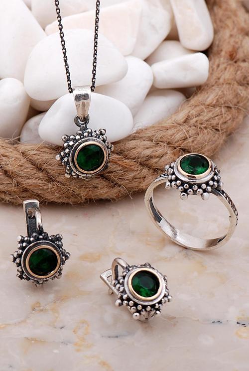 Kök Zümrüt Taşlı Gümüş Set 2563