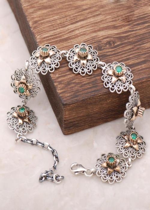 Kök Zümrüt Taşlı Telkari İşlemeli Gümüş Bileklik 2931