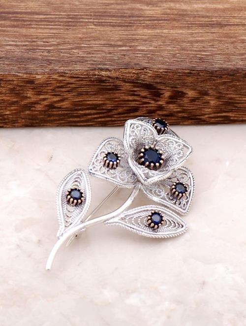 Safir Taşlı Telkari İşlemeli Gümüş Broş 308