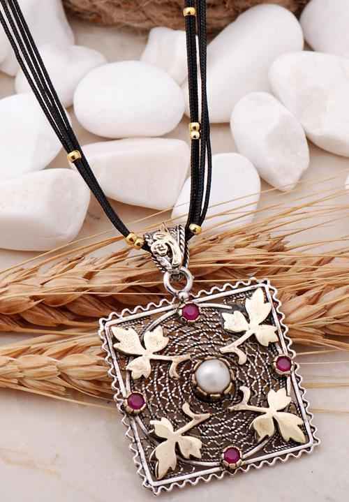 İnci Taşlı Telkari İşlemeli Gümüş Kolye 106