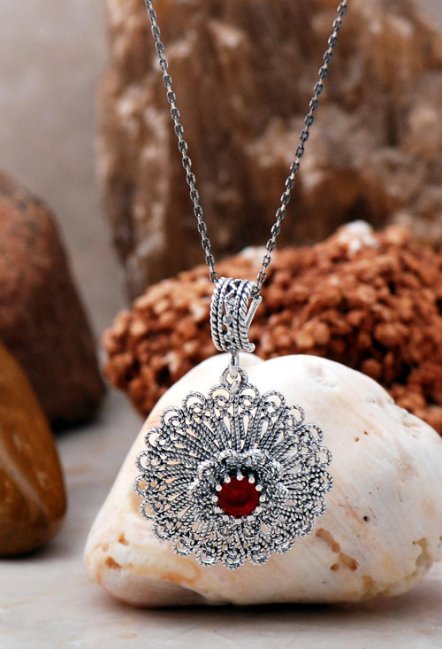 Telkari İşlemeli Taşlı Gümüş Kolye 6768