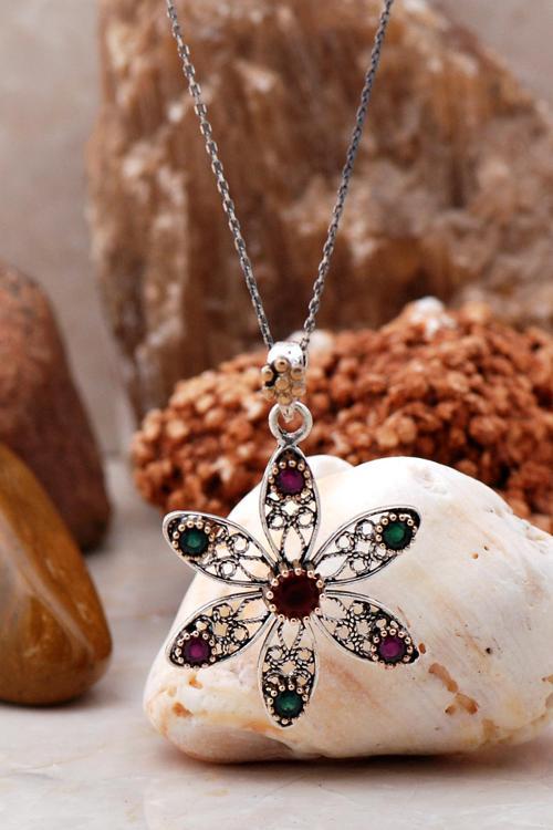 Telkari İşlemeli Çiçekli Gümüş Kolye 6789