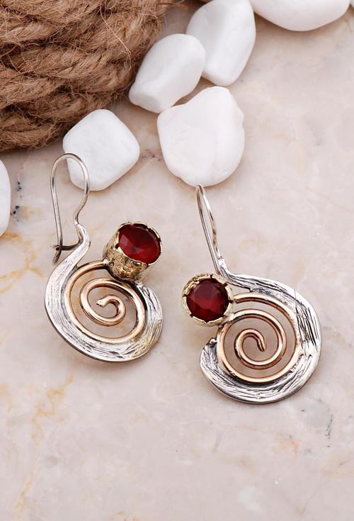 Kök Yakut Taşlı Elişi Tasarım Gümüş Küpe 56