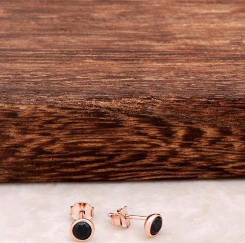 Rose Tasarım Mini Gümüş Küpe 4590