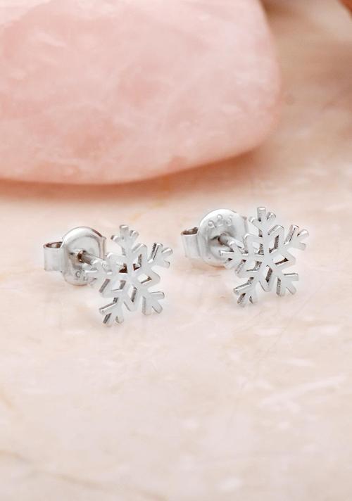 Kar Tanesi Rodyumlu Mini Gümüş Küpe 5405