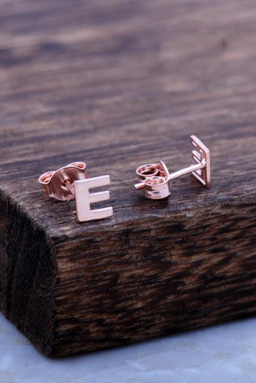 E Harfi Rose Gümüş Küpe 5957