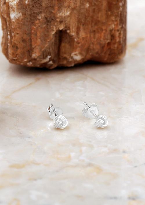 4 Mm Küçük Boy Sarma Elişi Gümüş Küpe 7071