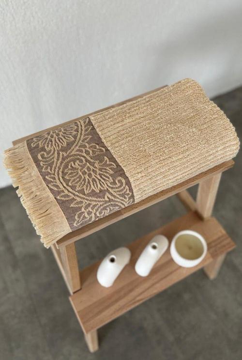 Bambu Kabartma Bordürlü Banyo Havlusu - Ekstra Yumuşak & Güçlü Su Emici - 70X140 Cm - Kapuçino