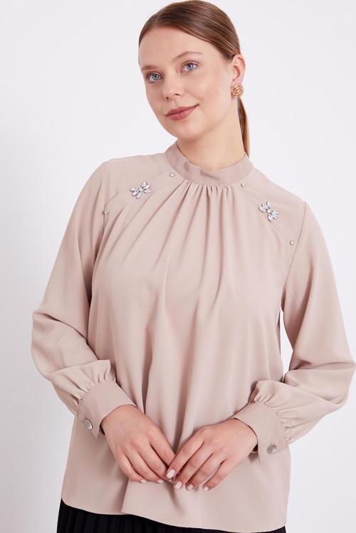 K.Bej Taş İşlemeli Bluz