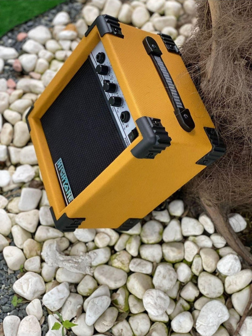 Hıghtone-10 Hightone Ht-10Yl Sarı Renk 10 Wat Tek Girişli Gitar Amfisi