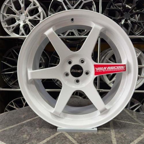 18" (İnç) 5X114.3 Volk T37 Civic Corolla Megane 3 - 4 Uyumlu Gümüş Jant Modeli Honda Renault Toyota