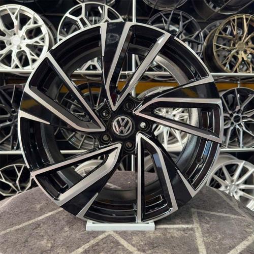 19 İnç 5X112 Golf R Siyah Elmas Kesim Jant Modeli Volkswagen Uyumlu