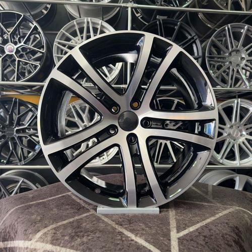 19 İnç 5X112 Savannah Golf Jetta Caddy Uyumlu Siyah Jant Modeli (4 Adet)
