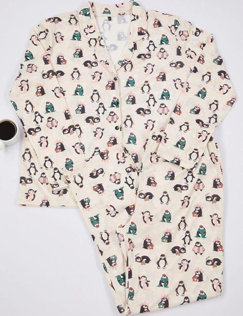 Tarz Rahat Büyük Beden Uzun Kollu Boru Paça Yılbaşı Temalı Örme Pijama Takımı