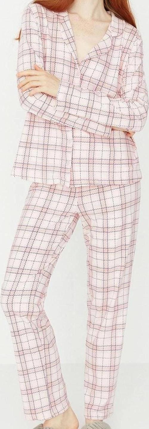 Tarz Rahat Uzun Kollu Boru Paça %100 Pamuklu Ekoseli Örme Pijama Takımı