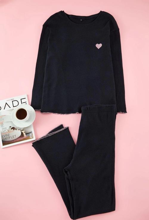 Tarz Rahat Büyük Beden Uzun Kollu Boru Paça Fitilli Baskılı Örme Pijama Takımı
