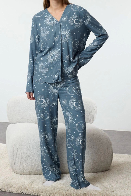 Tarz Rahat Uzun Kollu Boru Paça Kadın Galaksi Desenli Viskon Dokuma Pijama Takımı