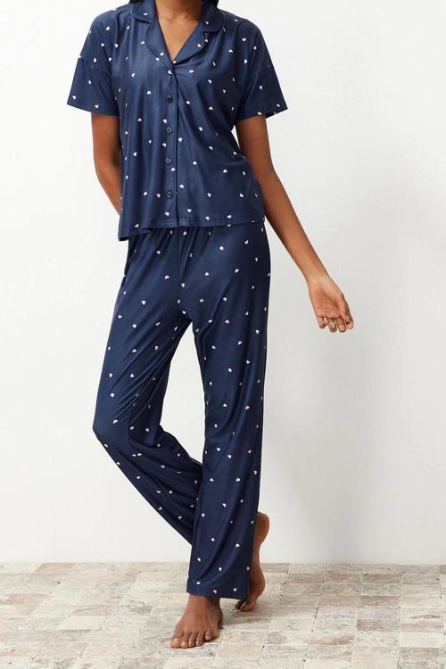 Tarz Rahat Kısa Kollu Boru Paça Kalpli Örme Pijama Takımı