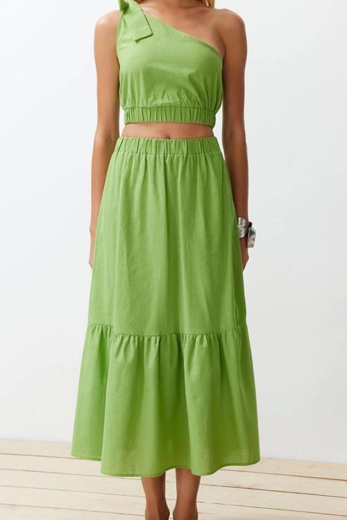 Moda Dokuma Düz Boyundan Bağlamalı Straplez Plaj Yeşil Dokuma Tek Omuz Bluz Etek Takım