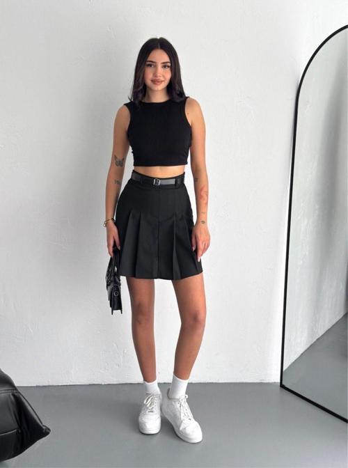 Siyah Renk Yazlık Kemerli Pileli Dokuma Şort Etek Siyah L