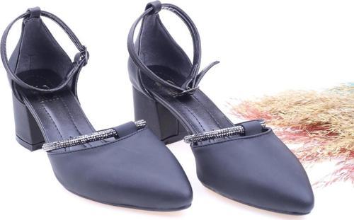 2857 Kadın Bilekten Bağlamalı 6 Cm Topuklu Ayakkabı