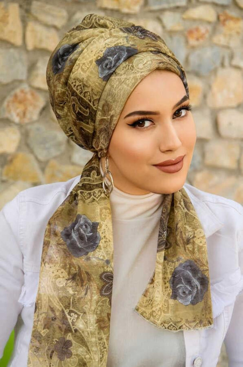 Renkli Çiçek Desenli Atkılı Bone