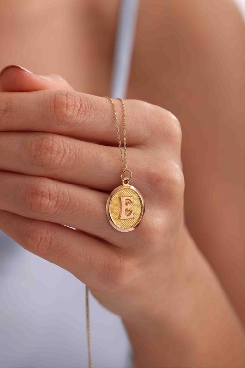 Kadın Sarı K Harfli Nostaljik Oval Kolye 50 cm