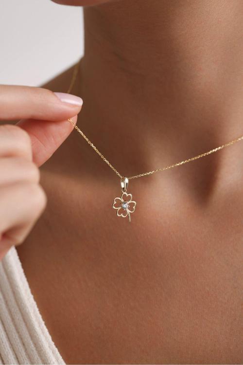 Tek Taşlı Lines Yonca Kolye 50 cm