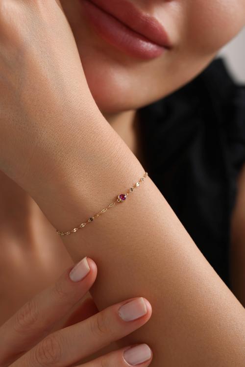 Minion Ruby Kalp Taşlı Bileklik