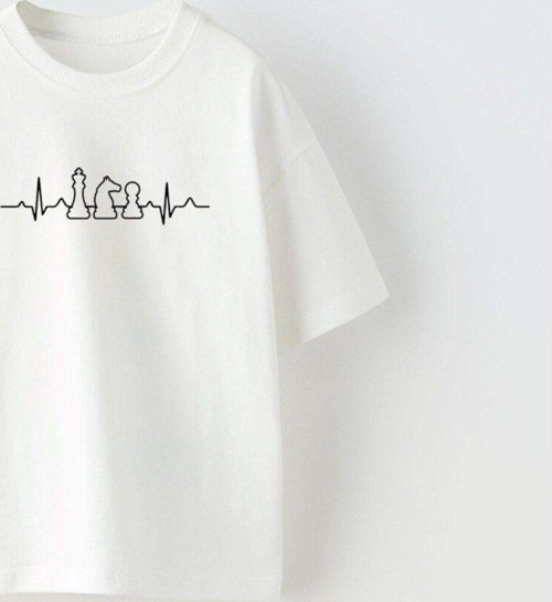 Satranç Ritim Tasarım Baskılı Beyaz Çocuk T-Shirt