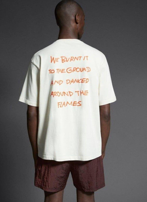 Bisiklet Yaka The Light Of The Embers Baskılı Beyaz Oversize Erkek T-Shirt
