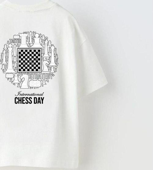 International Chess Day Yazılı Satranç Tasarım Baskılı Beyaz Çocuk T-Shirt