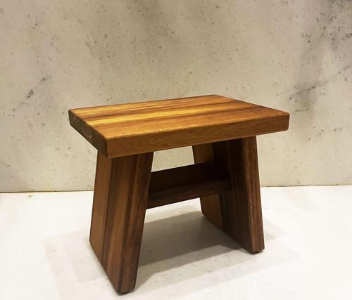 Iroko Ahşap Banyo Taburesi Oturak