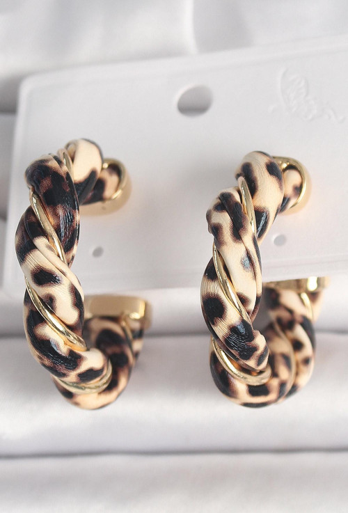 Pirinç Gold Renk Sarmal Leopar Desen Halka Model Kadın Küpe