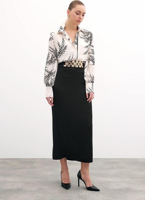 Gold Aksesuarlı Uzun Etek - Siyah