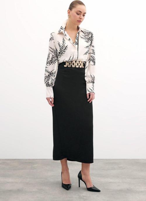 Gold Aksesuarlı Uzun Etek - Siyah