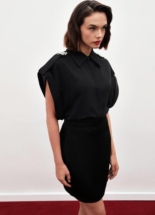 Omuz Aksesuarlı Kısa Kol Gömlek - Siyah