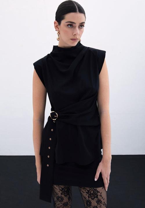 Kemerli Kolsuz Bluz - Siyah
