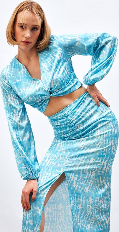 Düğüm Detaylı Desenli Bluz - Turkuaz